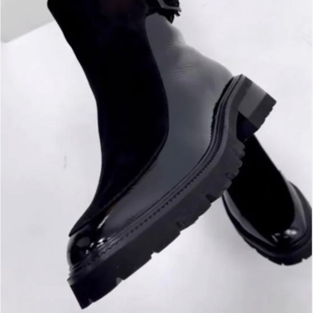 Brand new bootie from Dashing.. size 41 equal to 8 - 1/2 or - 9/1/2